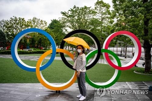 日산케이 "텅 빈 올림픽 경기장에 지역 중고생 들이자" 주장