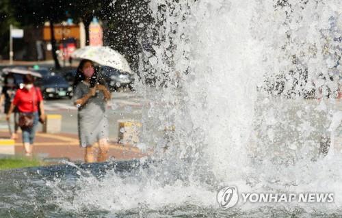 전북 폭염주의보…낮 최고 34도에 일부 열대야