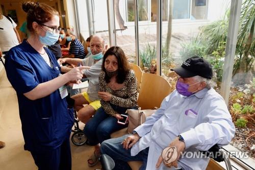 이스라엘 세계 첫 코로나 백신 부스터샷…대상은 심장이식 환자