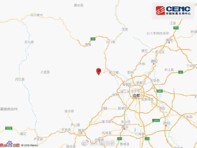 '대지진 악몽' 中원촨 규모 4.8 지진…주민들 놀라 대피
