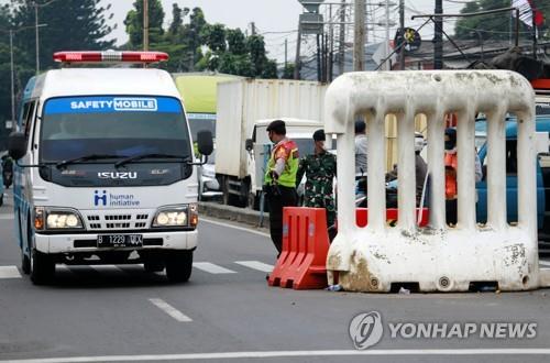 인도네시아 양성률 31.5%…"실제 감염 하루 10만명 이상일듯"