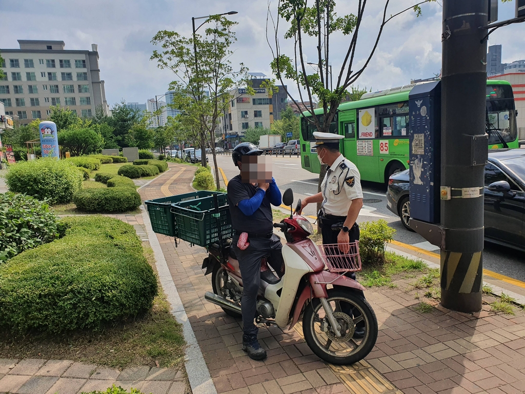 경기북부경찰, 암행순찰차로 4월 이후 1천972건 단속