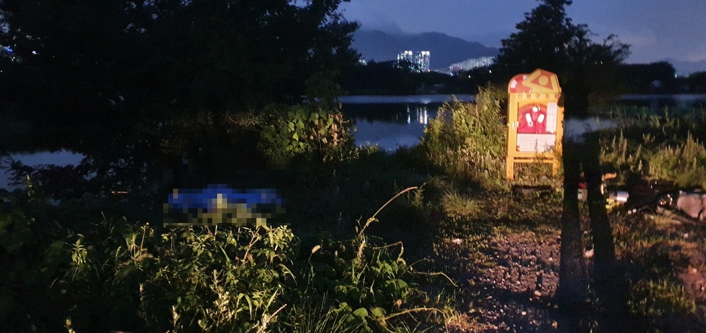 낙동강 차량 추락 등 밤새 부산서 사고 잇따라 3명 사상