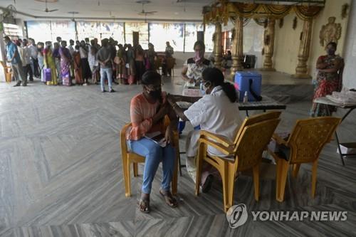 인도 코로나 백신 접종 4억회 넘어…중국 이어 세계 두번째