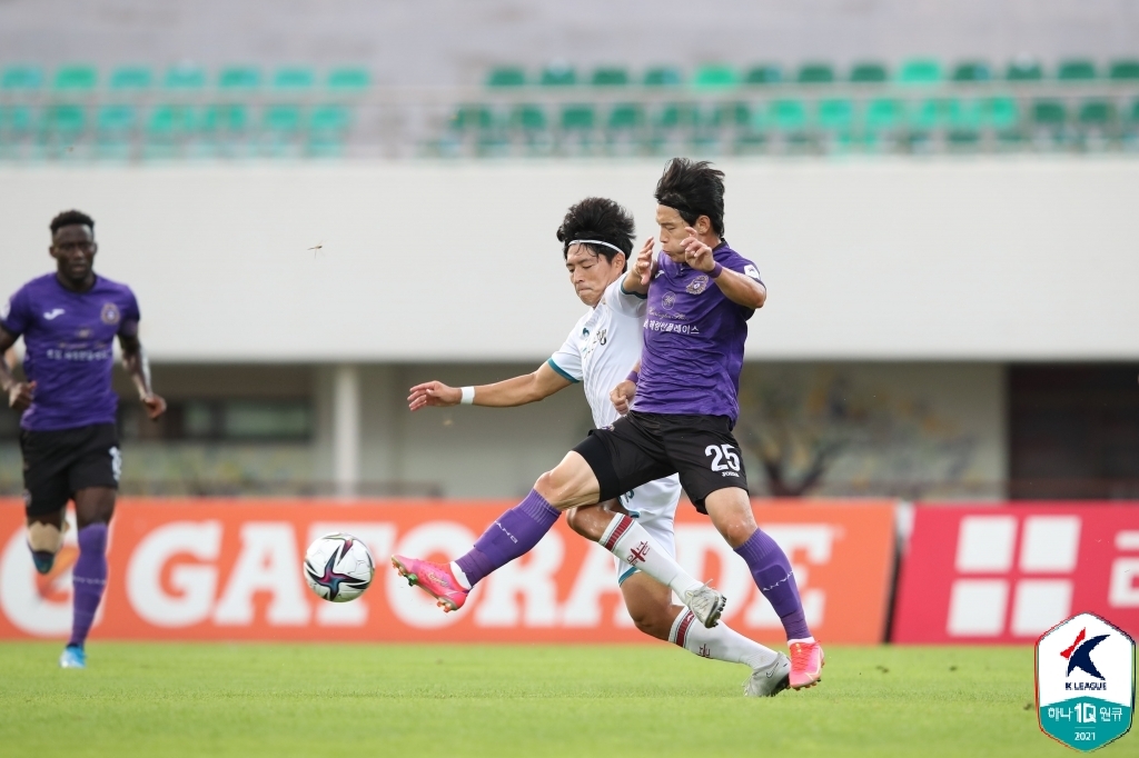 '박인혁 결승골' K리그2 대전, 선두 안양 2-1로 제압