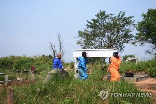 인도네시아 하루 확진자 3만명대로 감소…"검사건수가 감소"