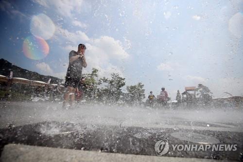 열돔 현상에 '압력솥'에 든 전국…지자체마다 더위와 전쟁