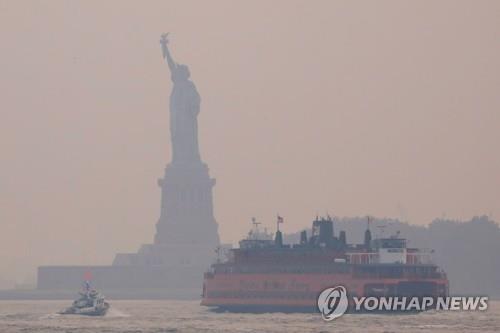 "미국 산불 연기, 코로나19 감염 늘려…생각보다 더 위험"