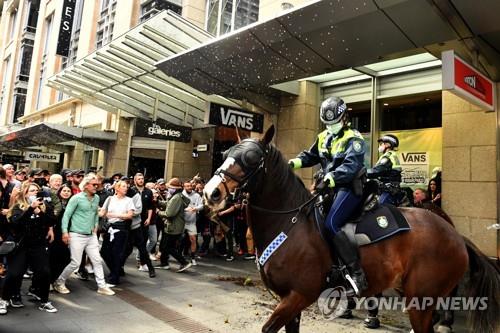 델타 변이 확산하는 호주 곳곳서 봉쇄령 항의 대규모 시위