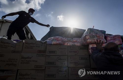 남아공 봉쇄령 4→3단계 완화…술판매 제한적 허용