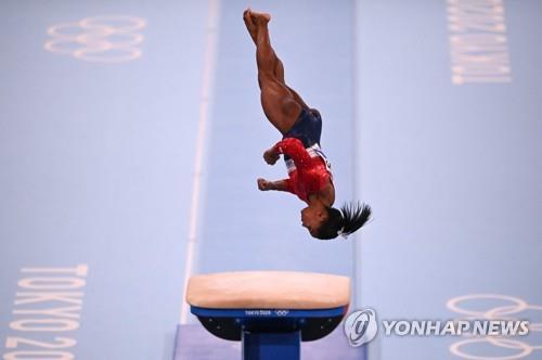 [올림픽] '체조 여왕' 바일스 "몸과 마음이 조화 못 이뤄"