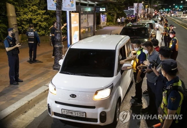 "죄 없는 우리만 잡아"…자영업자들 전국 차량시위 예고