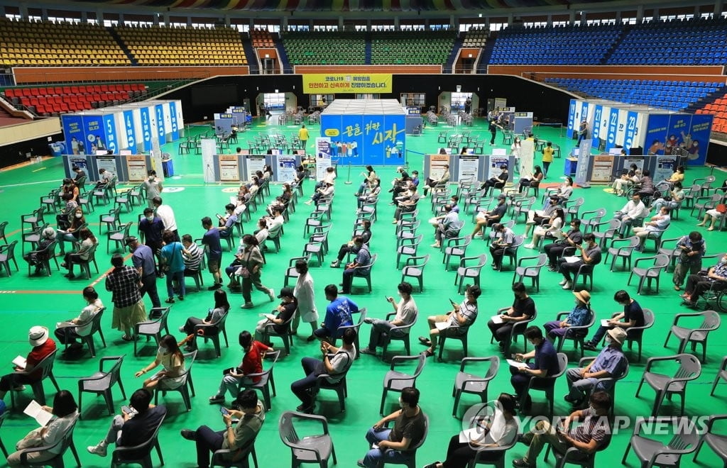 제주서 관광객 등 타지인 포함 코로나19 확진자 26명 발생