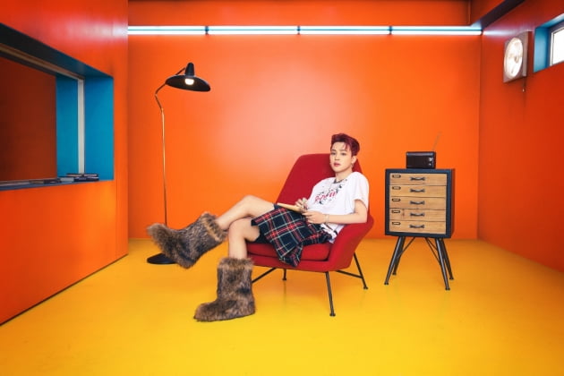 방탄소년단 지민, 'Butter' 콘셉트 사진 중 NO.1…인기투표 연달아 1위