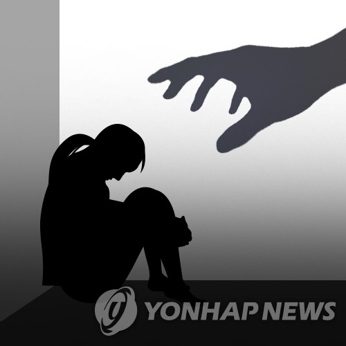 '미성년 의붓딸 7년간 성폭행' 계부, 2심도 징역 17년