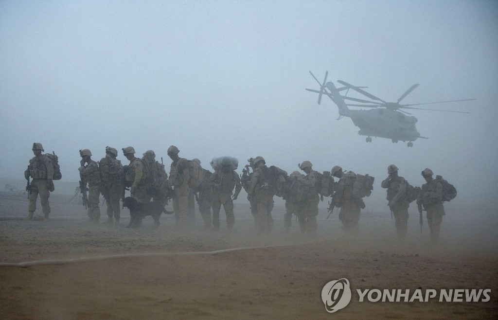 아프간서 발 빼는 미국 '딜레마'…중·러 영향력 확대 목전