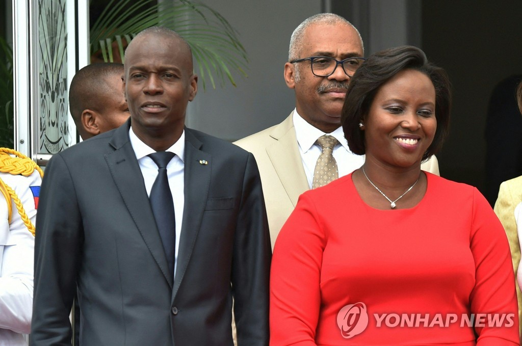 아이티 영부인 "남편 암살 배후엔 재벌…나도 대통령 출마 고려"