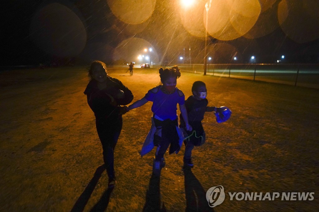 중미 부패에 칼 빼든 미국, 전 대통령 등 50여명 부패명단 발표