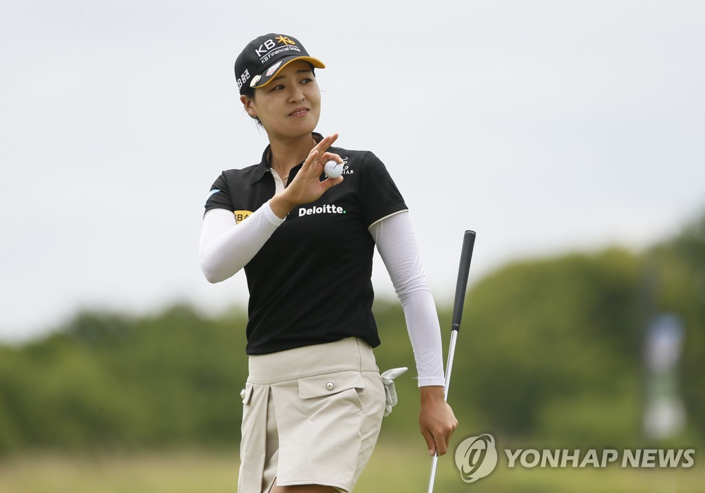 LPGA 투어 2승 도전 이정은 "퍼트 아쉽지만 아직 이틀 남았다"