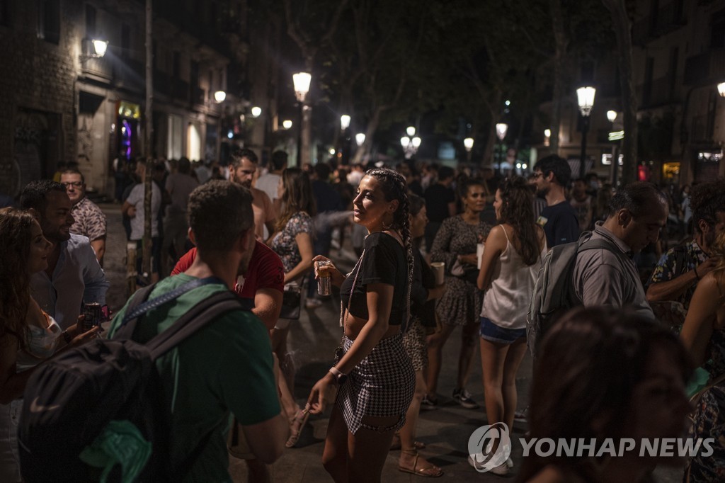 스페인, 코로나 재확산에 야간 영업제한 부활