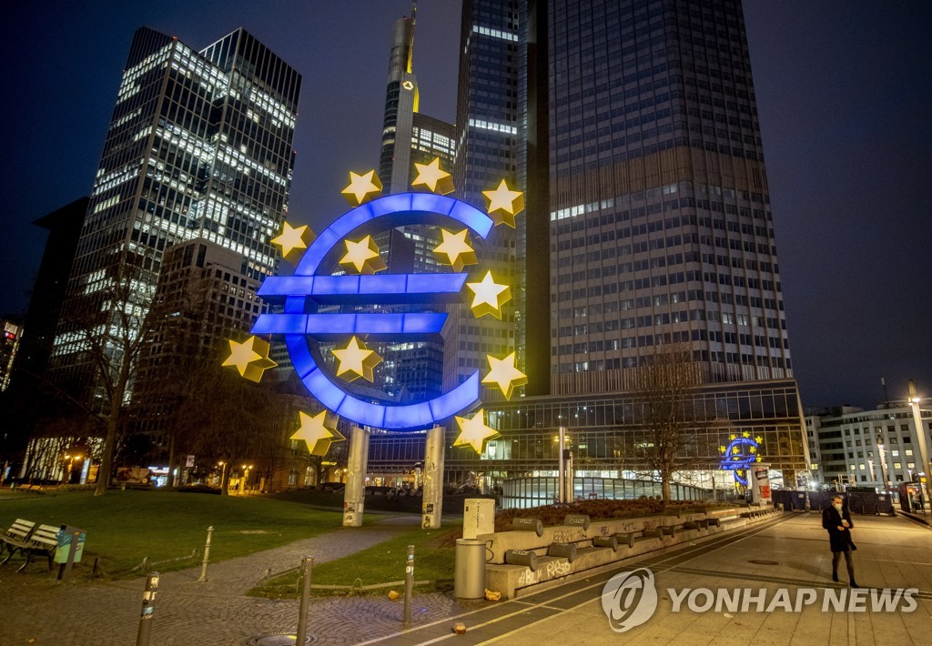 ECB, 금리 계속 낮게 유지…"델타 변이 경기회복 제약"(종합2보)