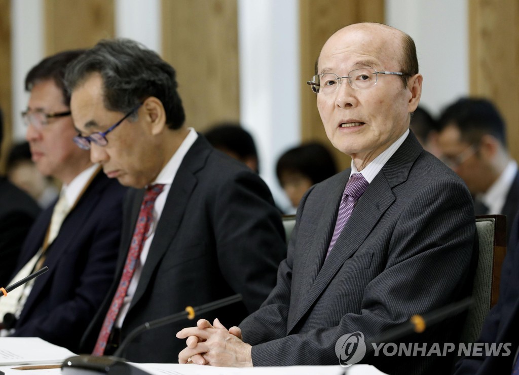 日총리관저 숨은 실세 스기타 관방부장관, 최장 재직 기록