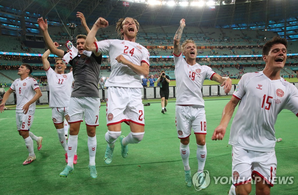 '케인 멀티골' 잉글랜드, 유로 4강 합류…덴마크도 체코 '격파'(종합)