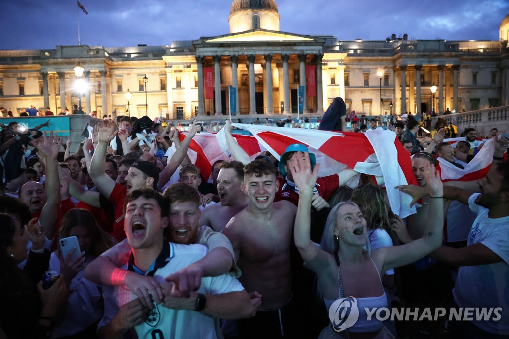 잉글랜드 55년 만에 결승 가나…코로나 밀어낸 유로 2020 열기