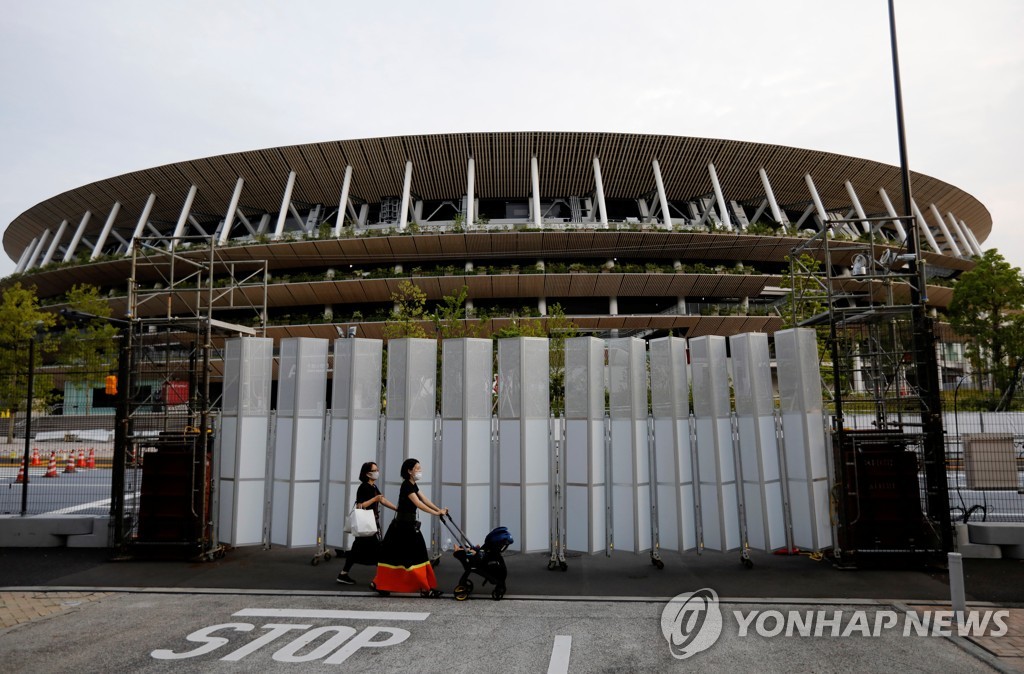 델타 변이에 떠는 지구촌…NYT "백신이 델타에도 효과있다"