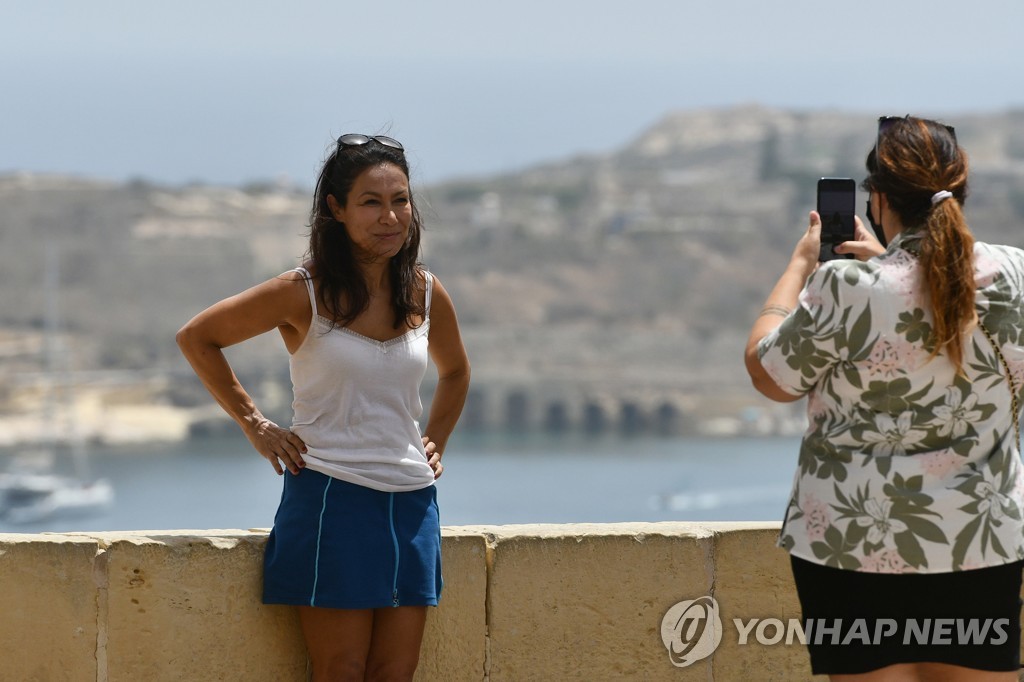 몰타, 코로나19 백신 미접종자 입국 금지…"유럽 첫 사례"