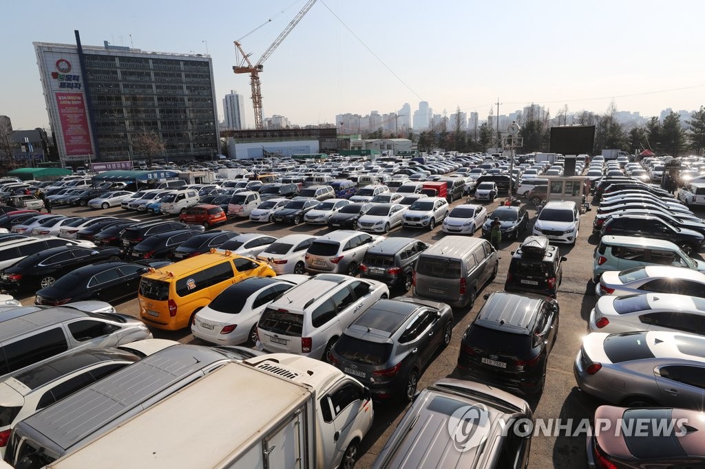 돌파구 못찾는 대기업 중고차시장 진출…막판 기싸움 '팽팽'