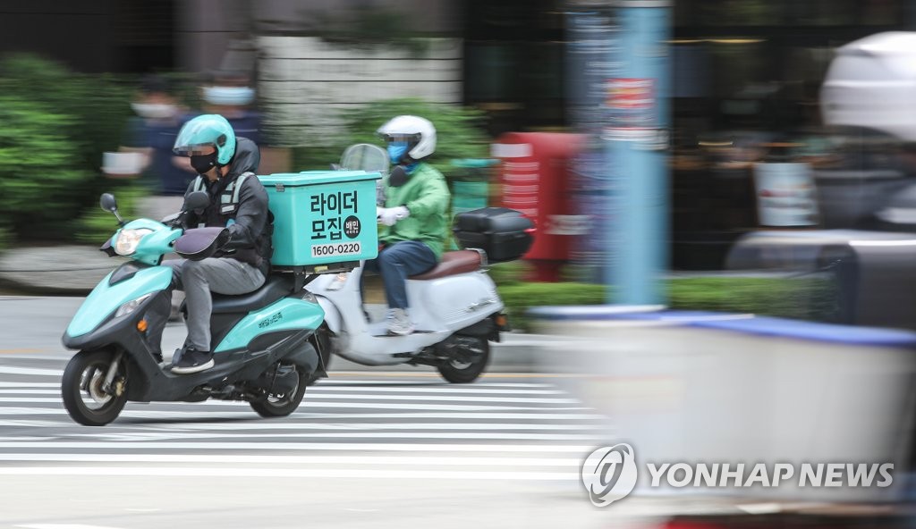 '카드 캐시백' 온라인쇼핑몰 제외·배달앱은 포함 검토(종합)