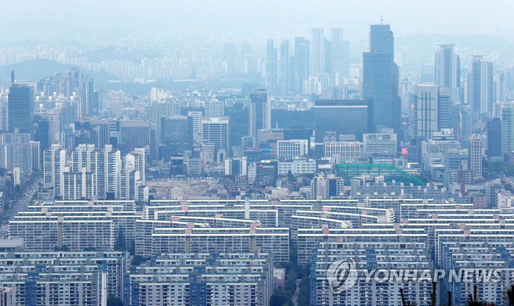 정부 "임대차법 1년, 전세 안정" 자평에…시장 "아전인수" 비판