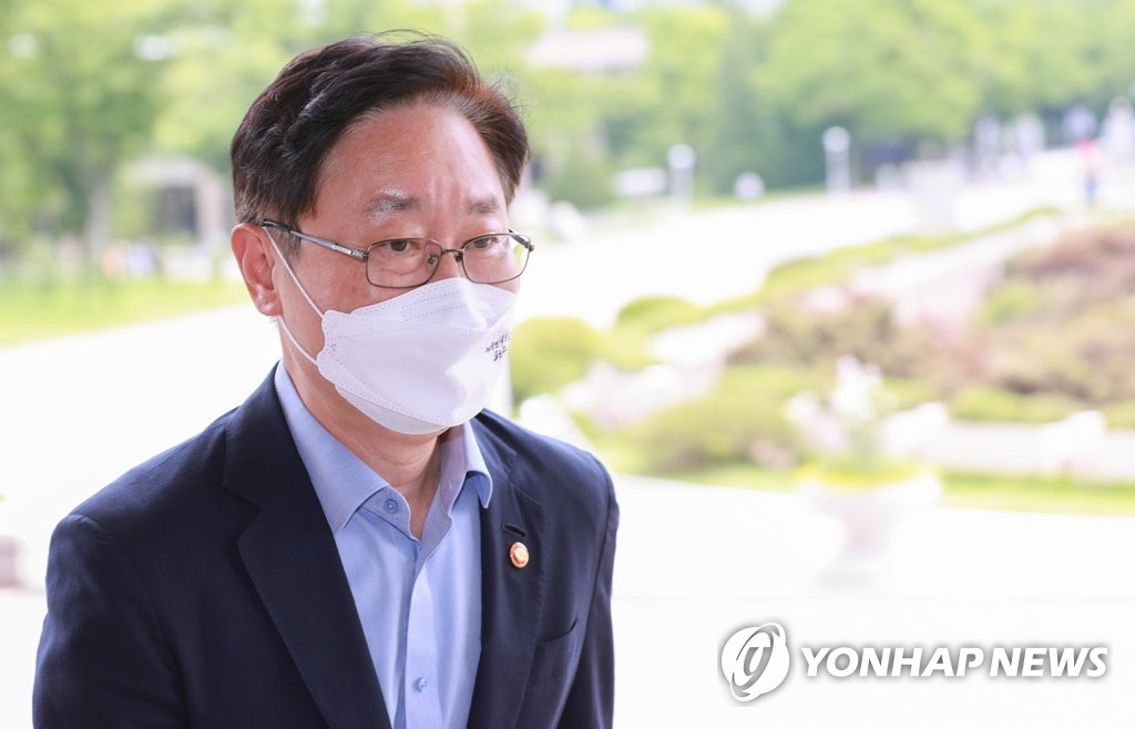 박범계, 檢 사무·정보보고 체계 개선 지시