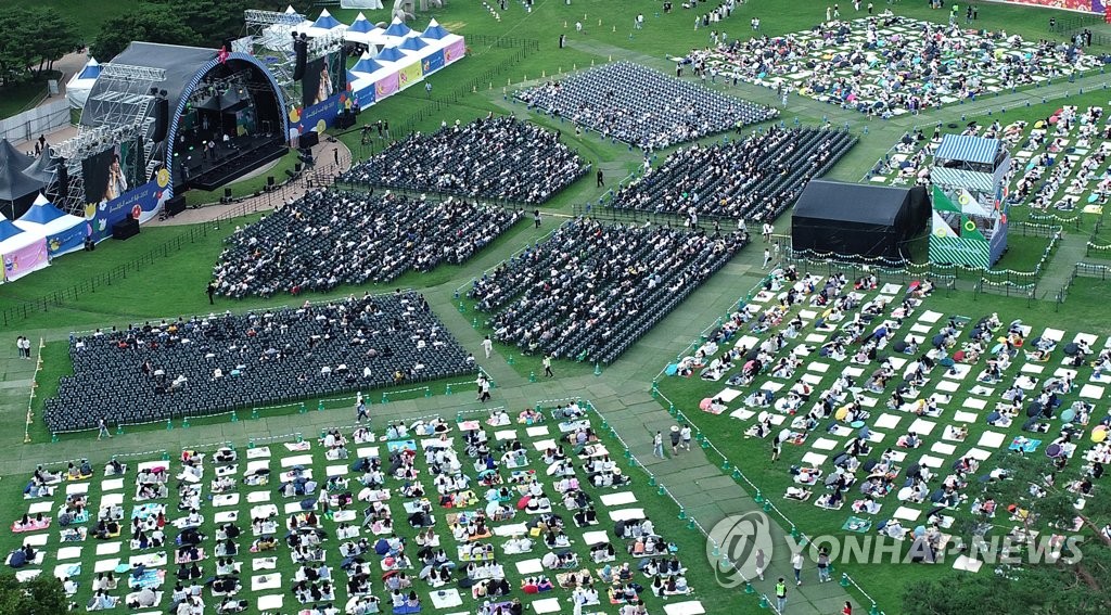 수도권 거리두기 4단계 격상에 대중음악 공연 또 직격탄(종합)