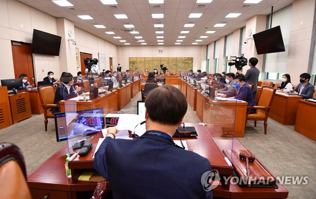 '최대 5배 손배' 언론중재법 상정…문체위 논의 본격화