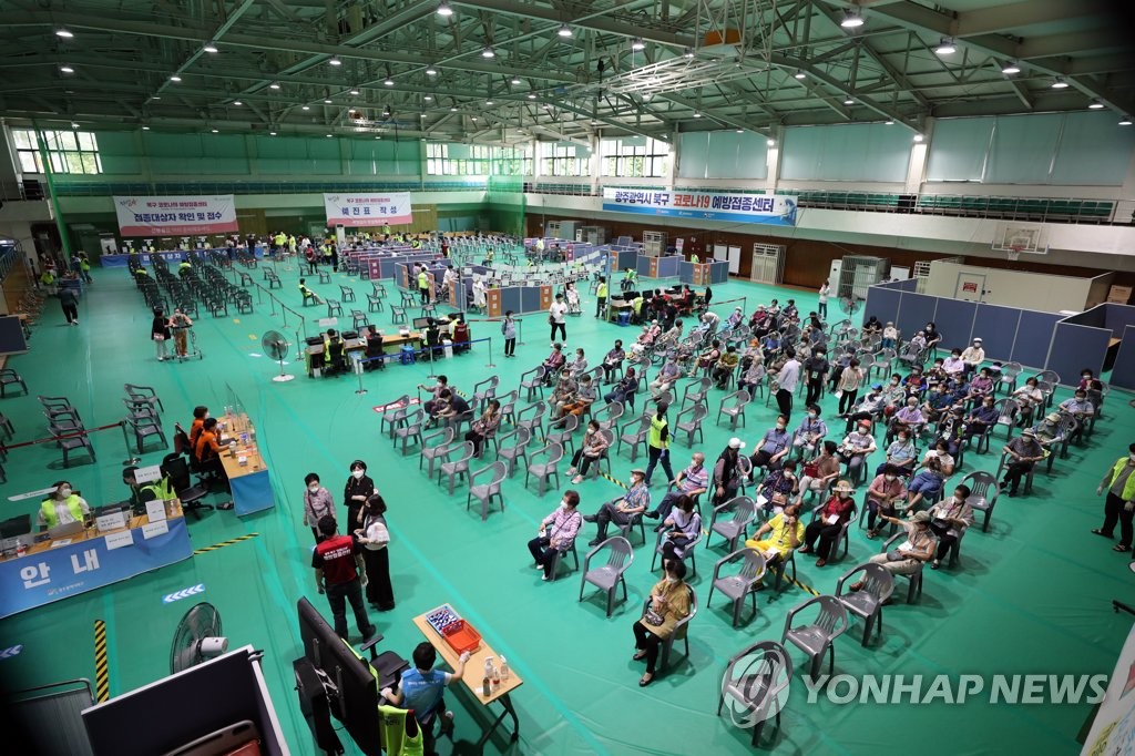 광주 7명·전남 5명…접촉 감염 사례 이어져