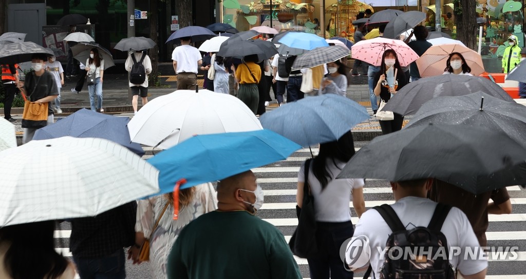 [날씨] 낮까지 장맛비…일부 지역 시간당 50mm 강한 비