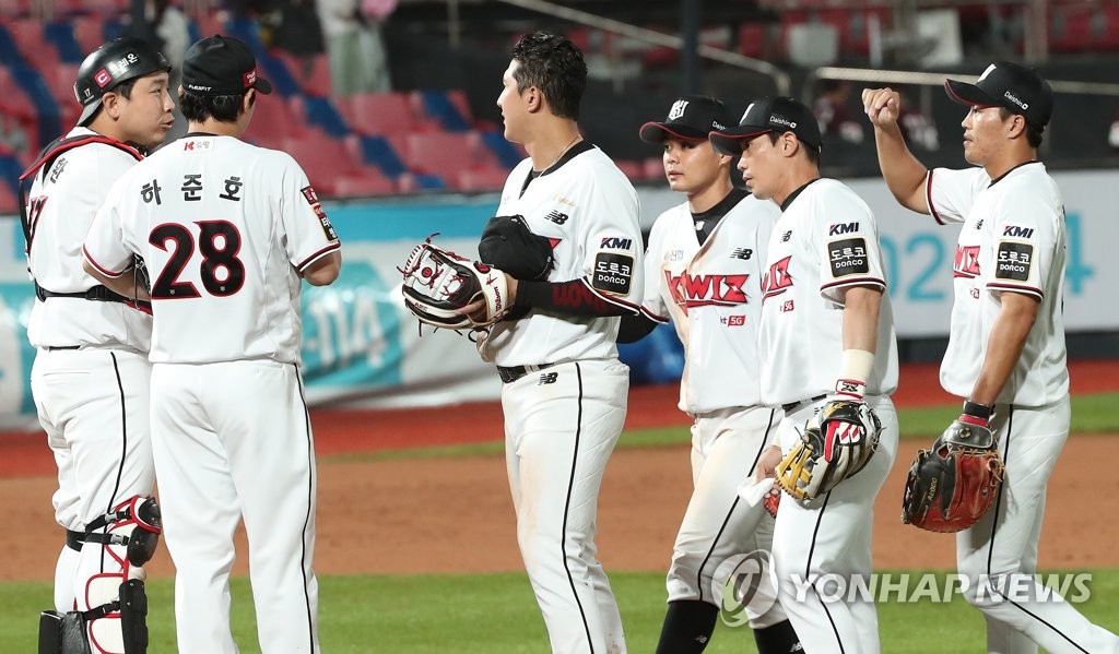 [프로야구전망대] '8연승' kt, 삼성과 1·2위 대결…선두 독주 굳힐까