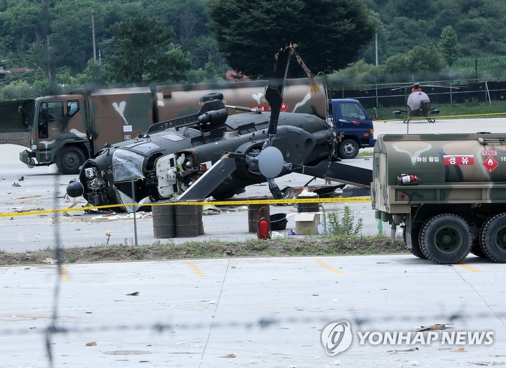 군, 포천 헬기 불시착 사고에 '같은 계열 전 기종' 운항 중지