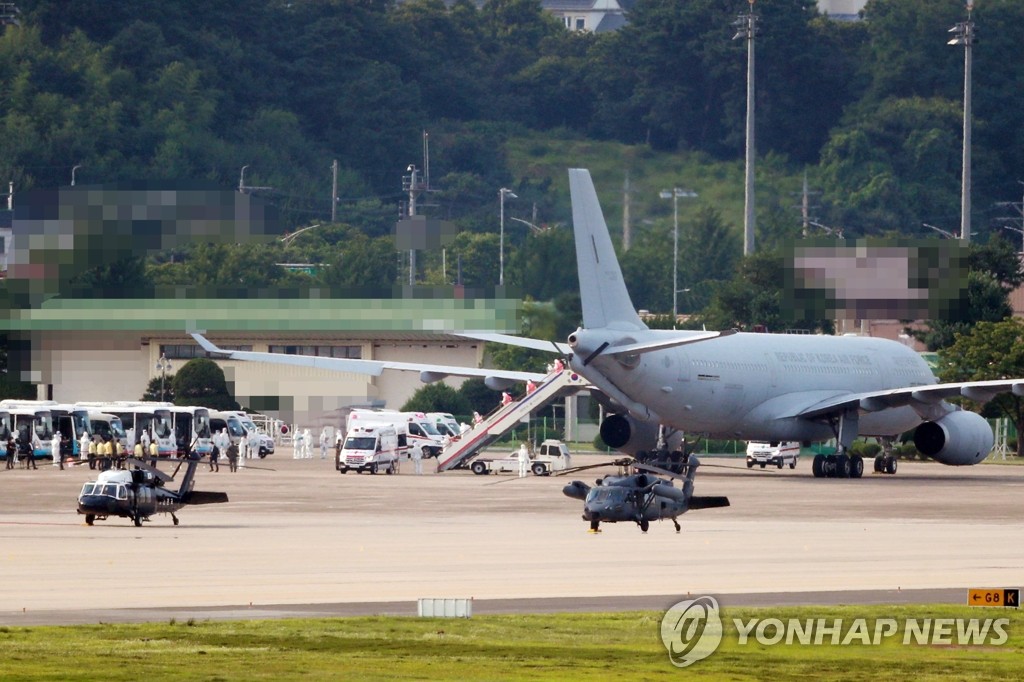 [3보] 신규확진 1천842명 또 최다기록…비수도권 이틀째 500명대 35.6%