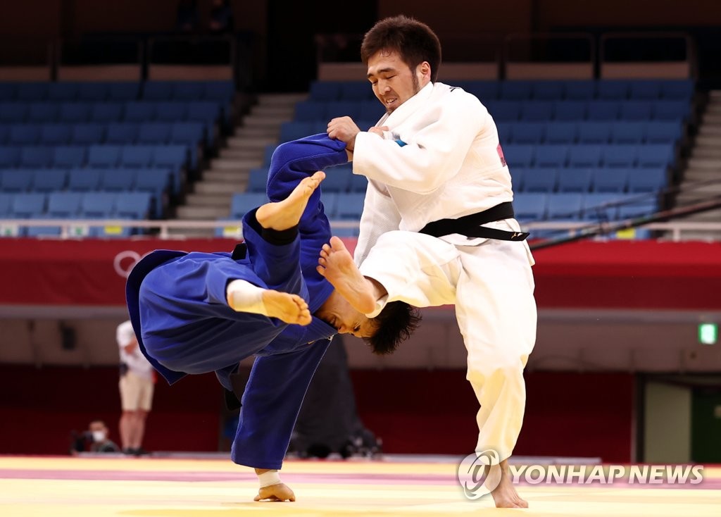 -올림픽- 유도 경량급 간판 김원진, 8강전 패배…패자전서 동메달 도전