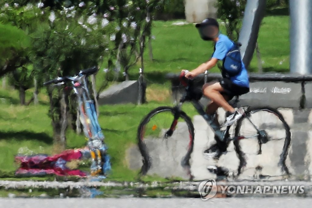 내일 낮 최고 38도 폭염 지속…제주도, 곳에 따라 밤까지 비