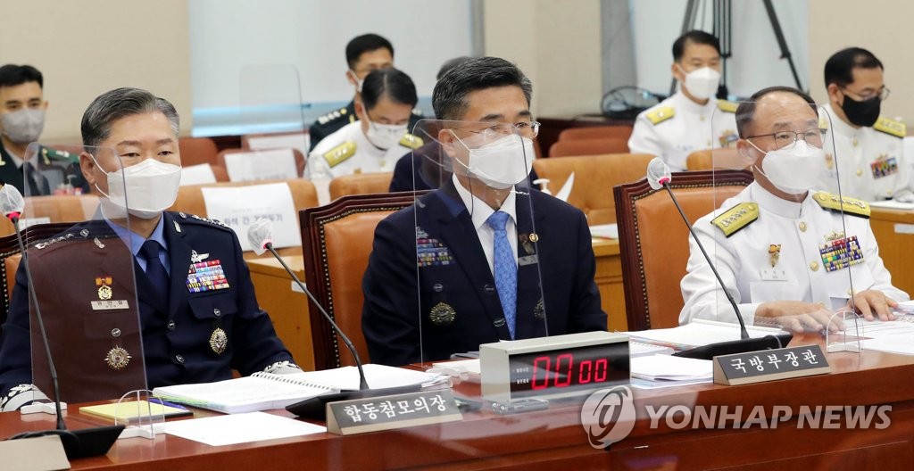 "공군 성추행 피해자 유족도 극단선택 시도"…서욱 "못 들었다"