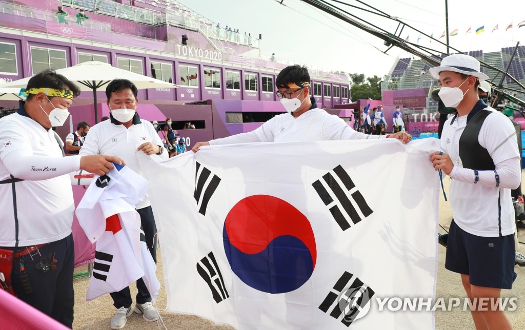 [올림픽] 이번엔 형님들이 해냈다…양궁 전 종목 석권 '6부 능선'