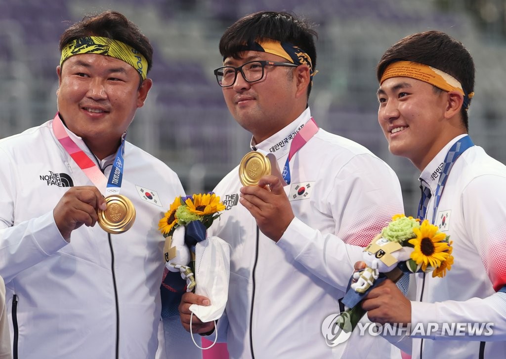 -올림픽- 한국 양궁, 남자 단체전도 金 명중…유도 안창림 동메달(종합)