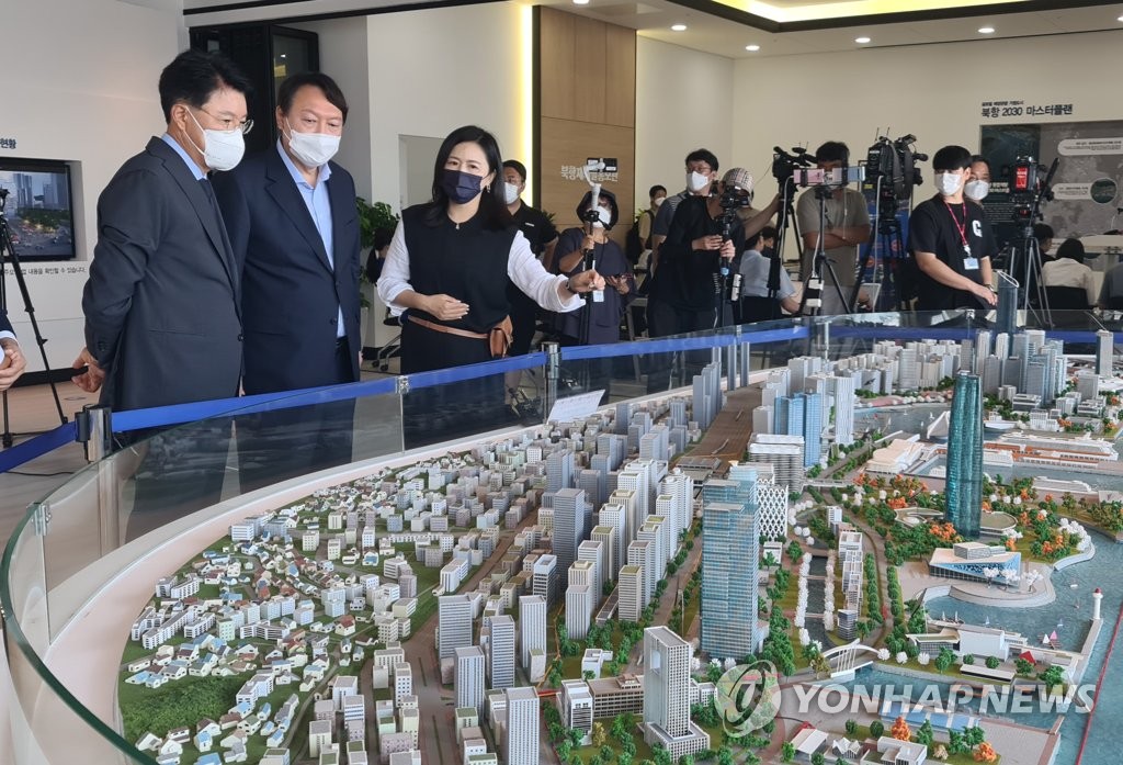 윤석열 "국민의힘 입당여부 아직 결정 못해…늦지 않게 결정"