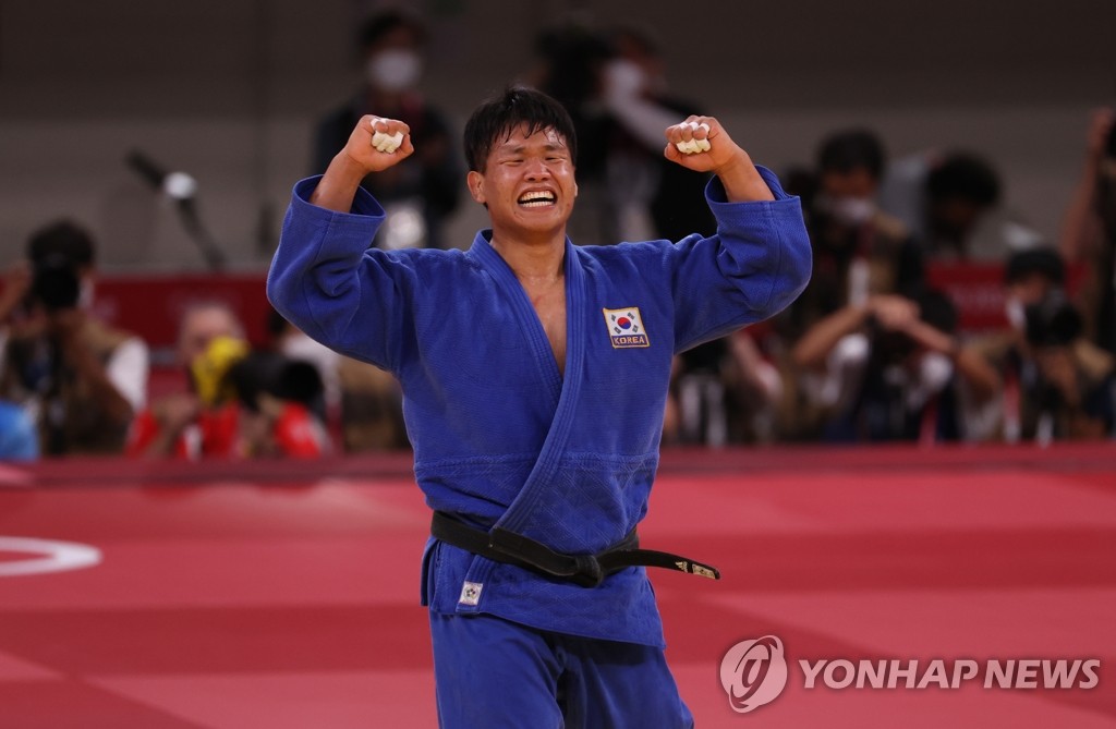 -올림픽- 유도 조구함, 100㎏급 은메달 확보…세계랭킹 2위 꺾었다