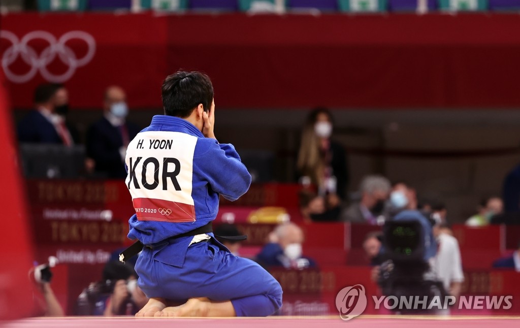 [올림픽] 울지 말아요…부서진 어깨로 끝까지 싸웠던 윤현지