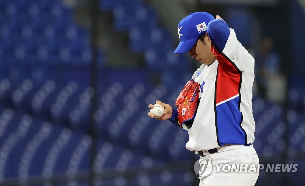 [올림픽] 원태인 '전직 빅리거' 킨슬러에 투런포 허용…3이닝 2실점